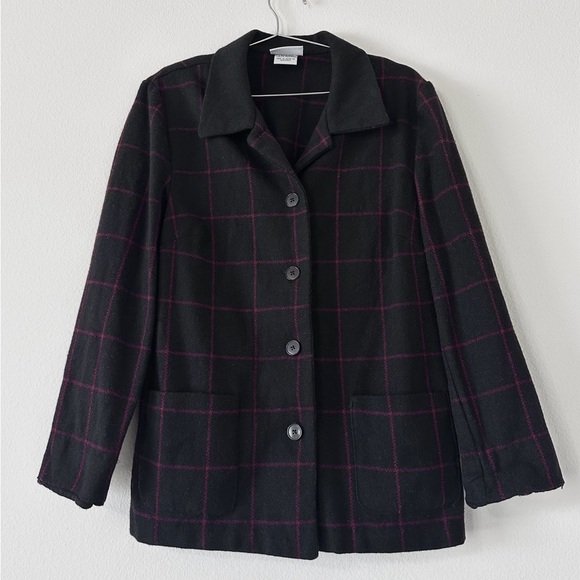 black coat + fine line red grid print - Picture 5 of 8